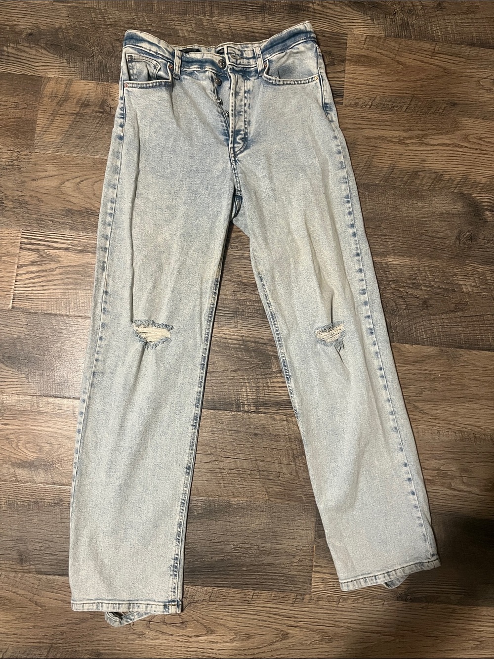 wild fable Light Wash High-Rise Distressed Women’s Jeans